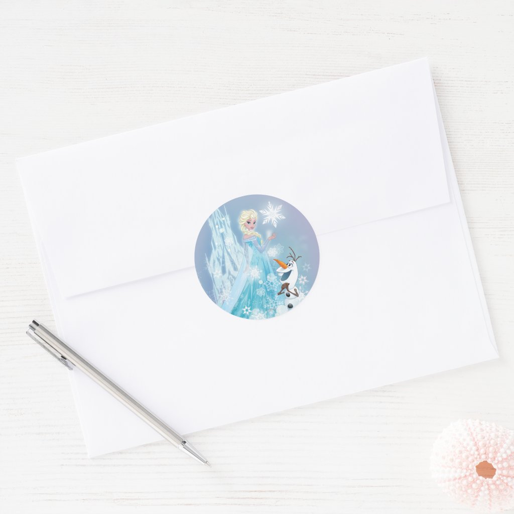 Frozen | Elsa and Olaf - Icy Glow Classic Round Sticker