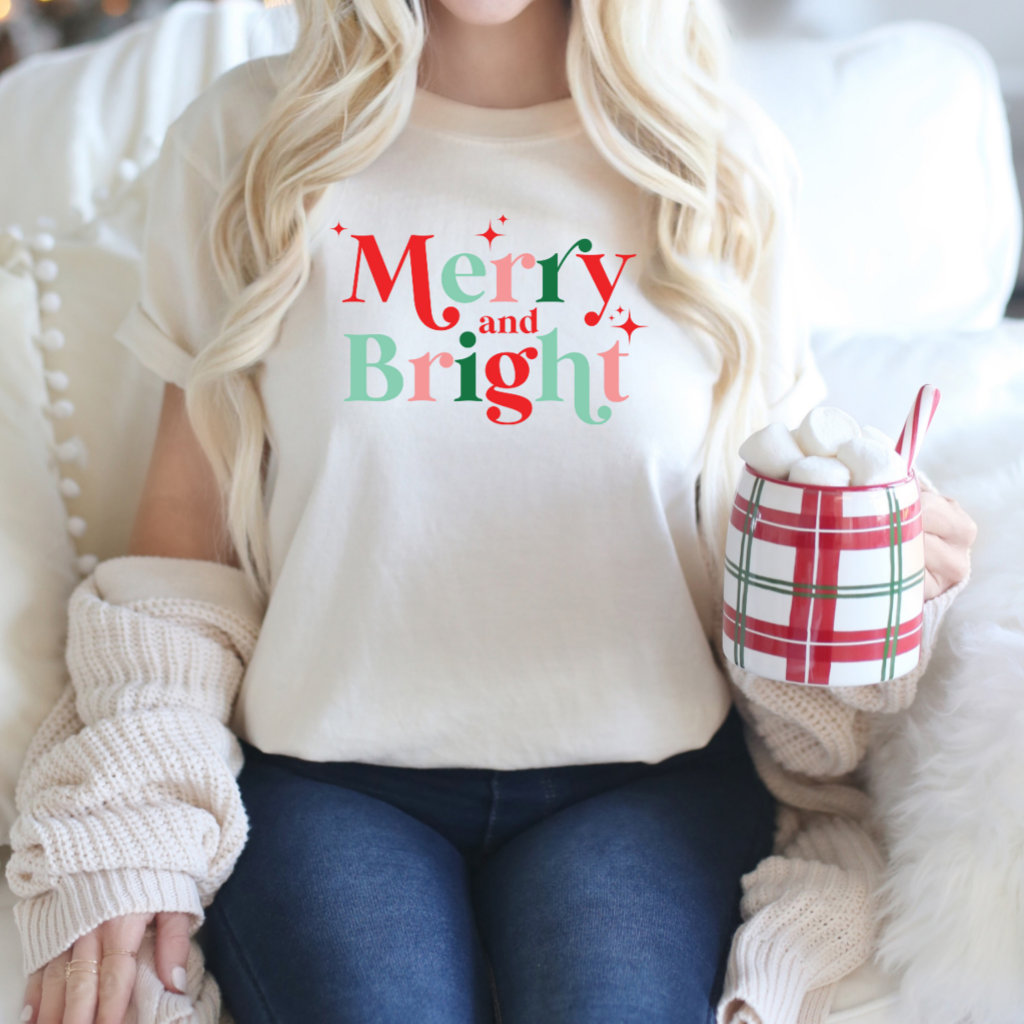 Christmas merry and bright pink red modern font T-Shirt